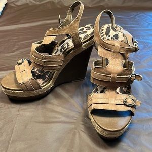 New without box 7.5 leather wedges